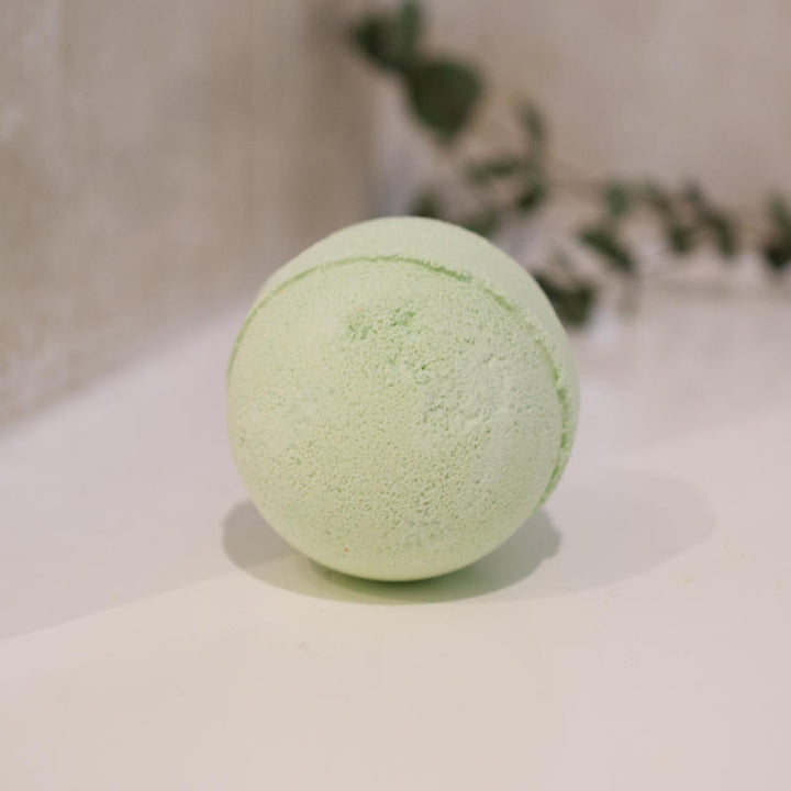 Essential Oil  & Aromatherapy Bath Bombs